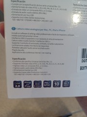Video capture Digital Converter USB 2.0 video capture device.