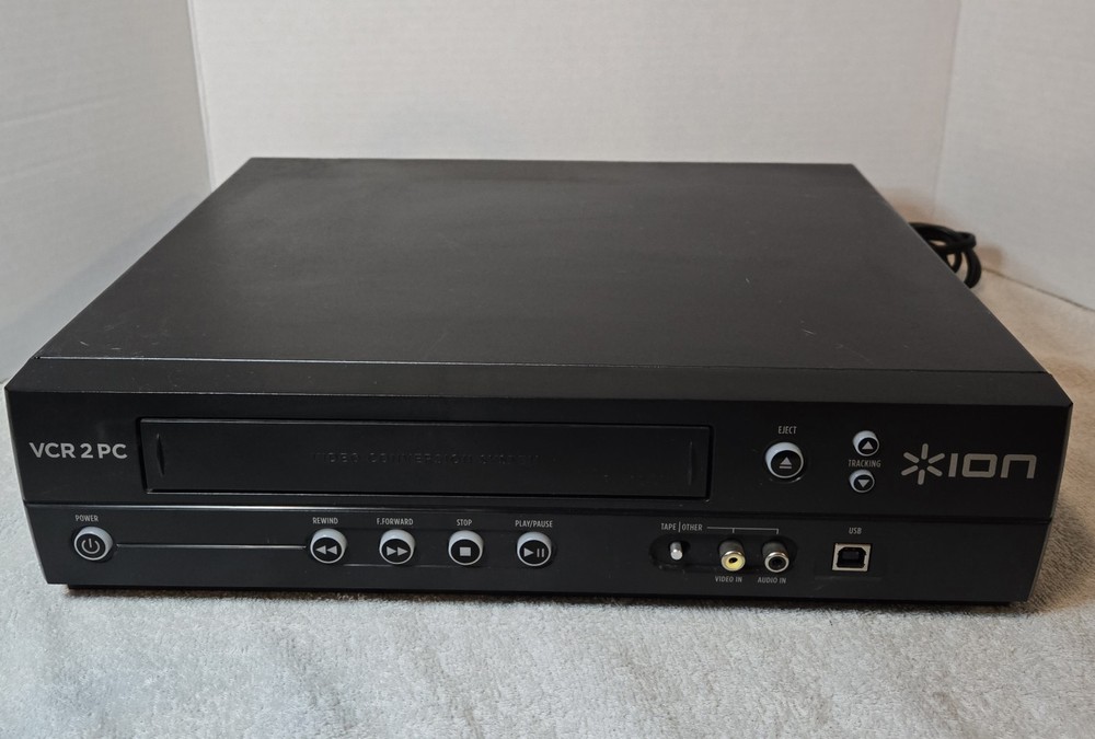 ION VCR 2 PC USB VHS Video to Computer Conversion System Digital Transfer