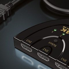 3-in-1 HDMI Switch, 4K Ultra HD HDMI Splitter for HDTV Monitor Game Console