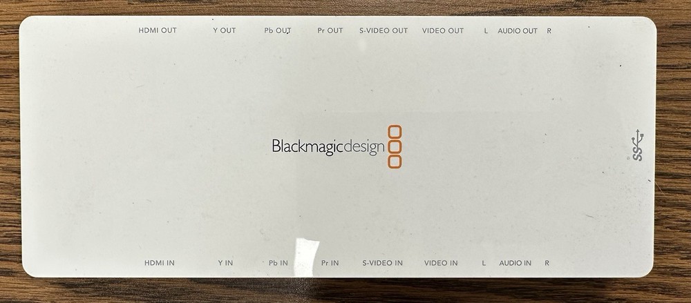 Blackmagic Intensity Shuttle for USB 3.0 – HDMI/Analog Capture & Playback Card
