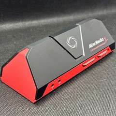 AverMedia AVT-C878 Live Gamer Portable 2 Capture Device Box & Accessories Used