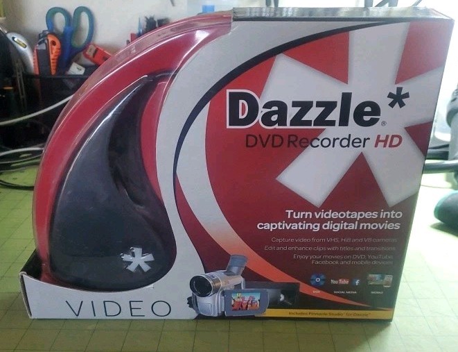 2016 Pinnacle Dazzle DVD Recorder HD w/ Cable & Software In Box