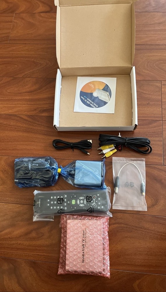 Toshiba USB TV Tuner for MCE Notebooks PA3518U-1TVN – LN