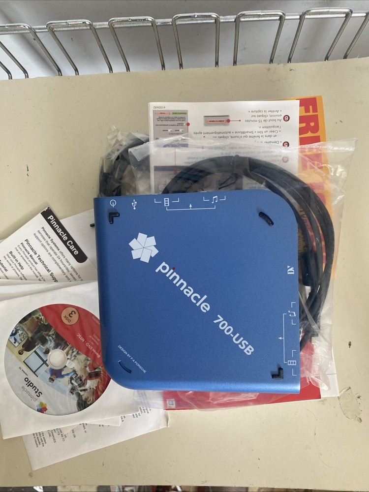 studio plus 700-usb with cables, instructions, box-Home Video Transfer Editor