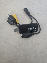 Roxio UB315-E Video Capture USB Adapter, VHS VCR to Digital