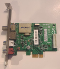 AVERMEDIA/H751/Hybrid Analog/ATSC/PCIex1/TV Tuner/Video Capture Card/Card Only