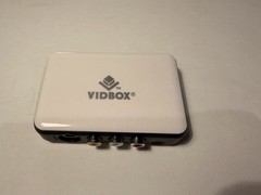 VIDBOX VCDE8 USB 2.0 Analog-to-Digital Video Capture S-Video Composite RCA