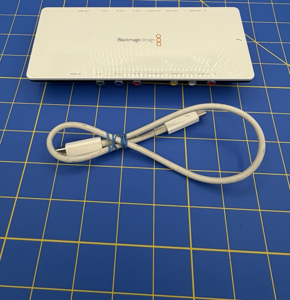 Blackmagic Design Intensity Shuttle Thunderbolt Video Capture HDMI RCA S-Video