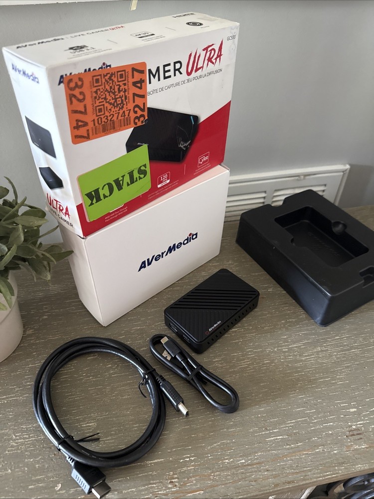 AVerMedia GC553 Live Gamer ULTRA (LGU) 4K60 HDR Pass-Through, 4K30 Capture